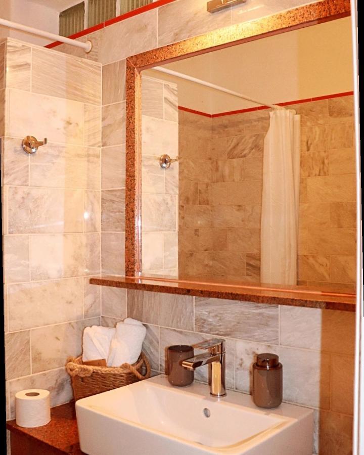 Fiosal Apartments 1 Skiathos Town Ngoại thất bức ảnh